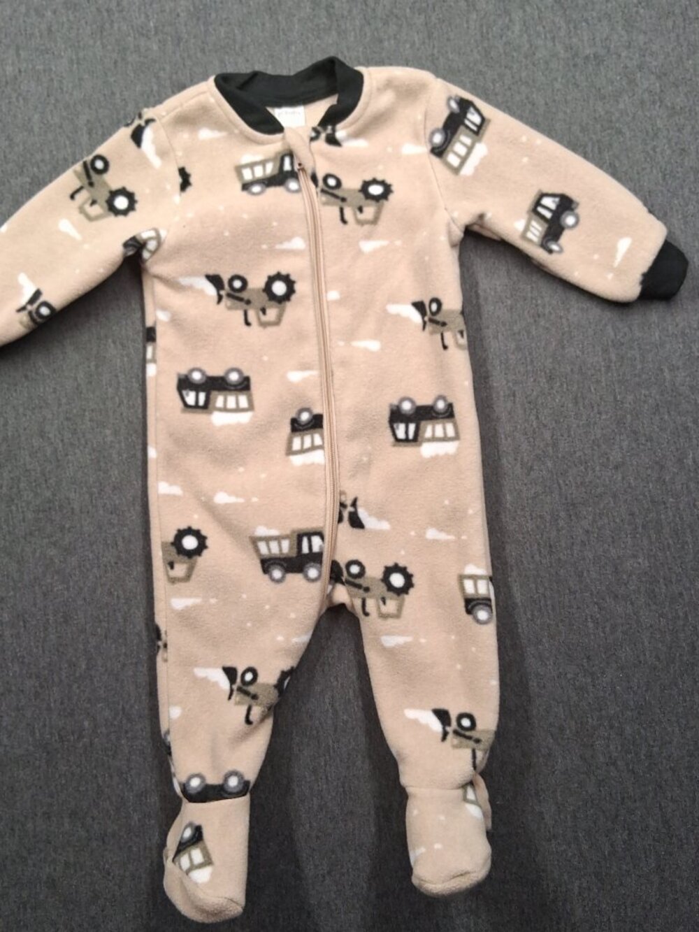 Pl Baby infant boys sleeper Size 3 months Tan and brown new without tags